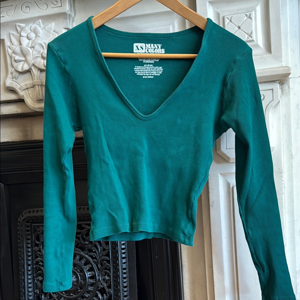 Big Bud Press V-Neck Long Sleeve Top